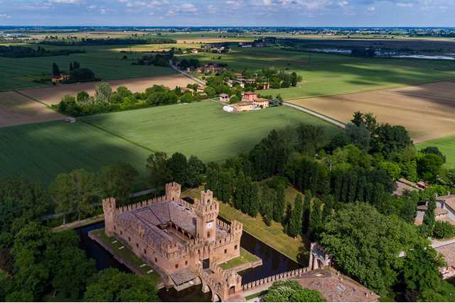 Castello dei Manzoli