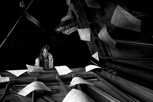 Renata the pianist